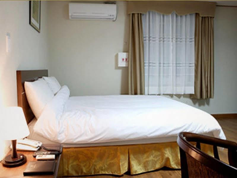 Yes Hotel Gumi ภายนอก รูปภาพ